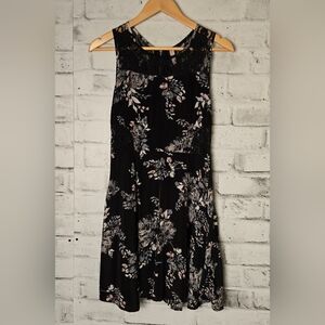 Xhilaration Black Floral Lace Fit & Flare Dress – Size M